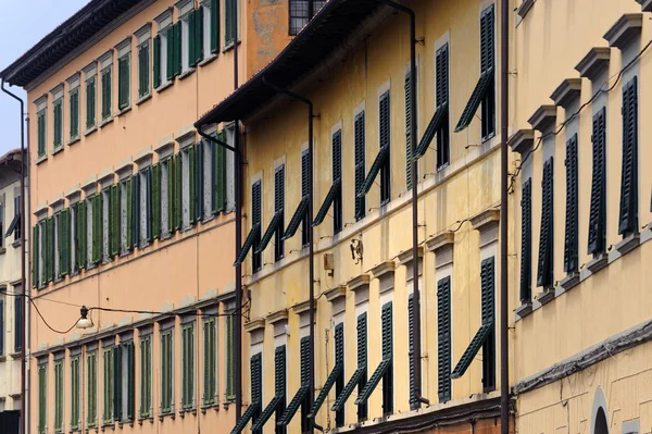Pisa, gamla byggnader — Stockfoto