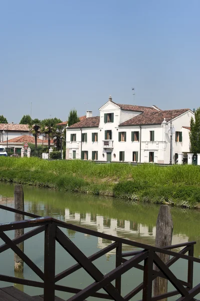 stock image Riviera del Brenta (Veneto, Italy): Historic villa on the river