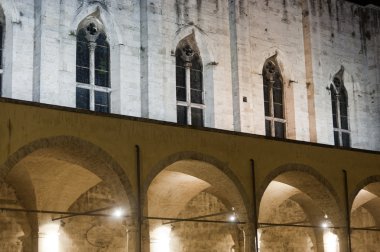 Ascoli piceno (yürüyüşleri, İtalya): ni tarafından eski kilise, manastır