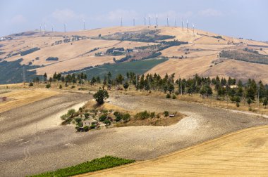 Basilicata yakınındaki Acerenza (İtalya) yazlık manzara