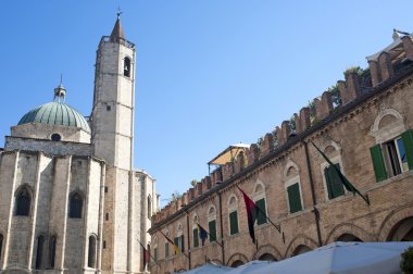Ascoli Piceno (Italy): Piazza del Popolo, historic buildings clipart