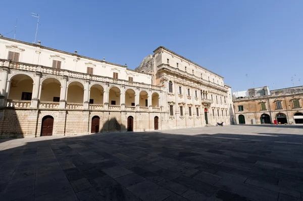 Lecce (puglia, Italië): het hoofdplein (barokke stijl) — Stockfoto