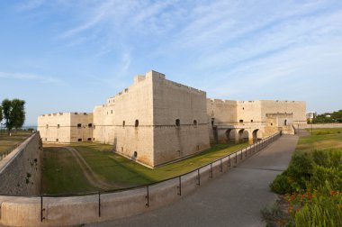 Barletta (puglia, İtalya) - Ortaçağ Kalesi