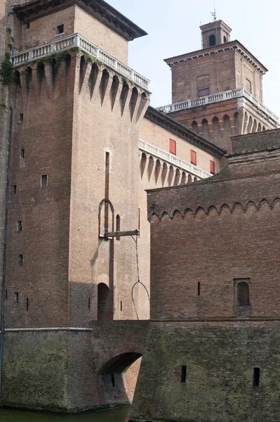 Ferrara (emilia-romagna, Olaszország) - a középkori vár — Stock Fotó