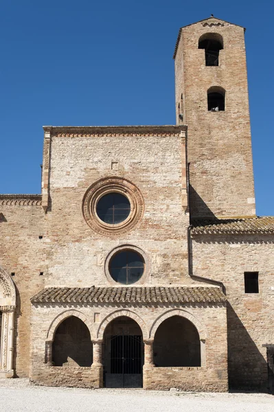 Санта-Марія-ді-propezzano (Терамо, Абруццо, Італія) - романського — стокове фото