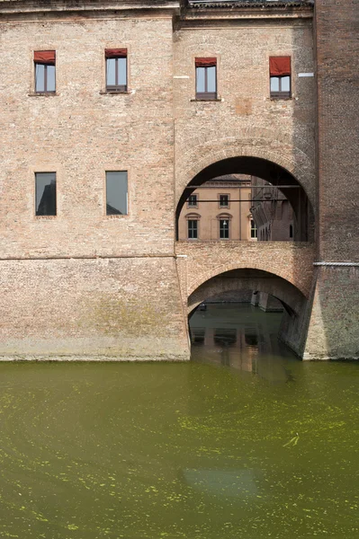 Ferrara (Emilia-Romania, Włochy) - średniowieczny zamek — Zdjęcie stockowe