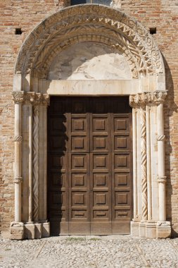 Santa maria di propezzano (teramo, abruzzi, İtalya) - Romanesk