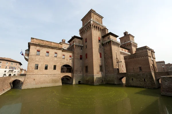 Ferrara (Emilia-Romagna, Italy) - The medieval castle — Stock Photo, Image