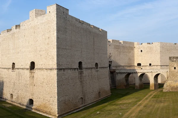Barletta (Puglia, Italia) - Castillo medieval —  Fotos de Stock