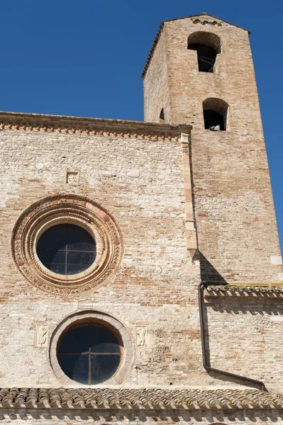 Santa Maria di Propezzano (Teramo, Abruzzi, Itália) - Românico — Fotografia de Stock