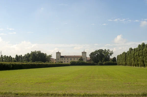 Sant 'Ilario (Parma, Emilia-Romagna, Itália) - Edifício histórico a — Fotografia de Stock