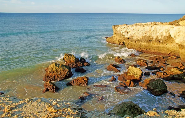 Атлантиккельсте в Португалии — стоковое фото