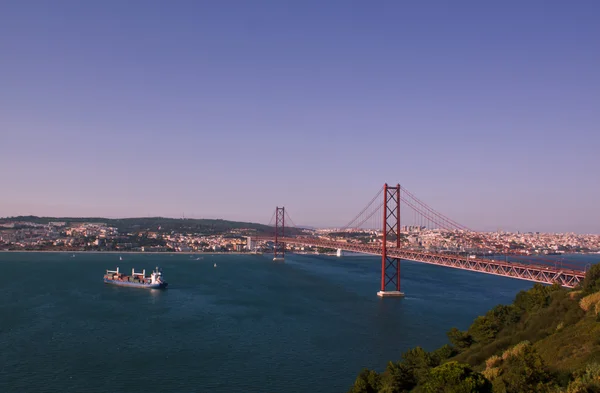 Lissabon brug — Stockfoto