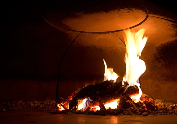 Ogień w piecu do pizzy Obraz Stockowy