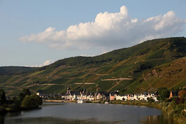 View over town Zell at Mosel river, Germany — Stock Photo, Image