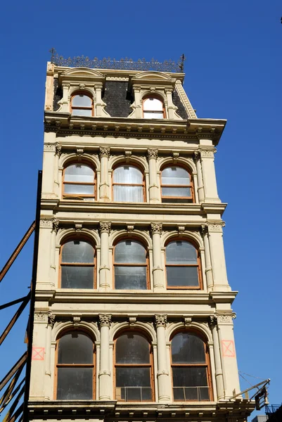 Oude art deco stijl gebouw in New York City — Stockfoto