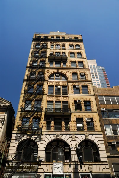 Здание в стиле ар-деко в Нью-Йорке — стоковое фото
