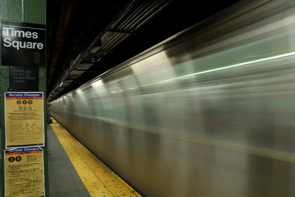 Mal quadratische U-Bahn-Station, New York City — Stockfoto