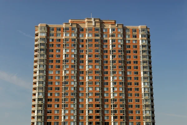 Edifício de apartamentos moderno em Nova York — Fotografia de Stock