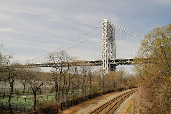 Most George Washingtona a železniční tratě v new Yorku — Stock fotografie