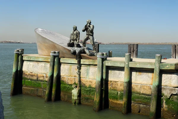 New York'ta Amerikan tüccar denizcileri Anıtı — Stok fotoğraf