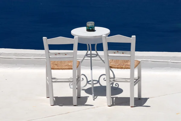 Sedie a Santorini, Grecia — Foto Stock