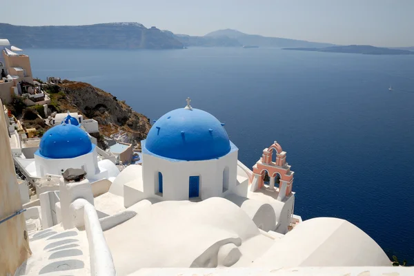 Pohled z města oia na ostrově santorini, Řecko — Stock fotografie