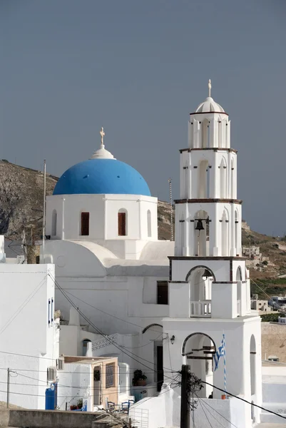 Grekisk-ortodoxa kyrkan i santorini, Grekland — Stockfoto