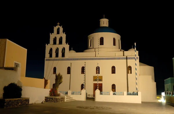 Iglesia en Oia, isla Santorini, Grecia — Foto de Stock
