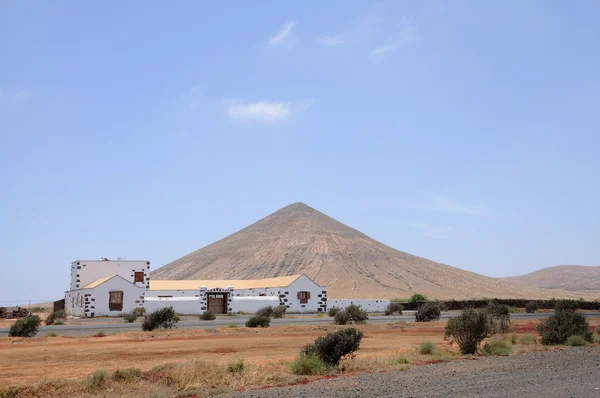 Vulkaan berg in fuerteventura, Spanje — Stockfoto