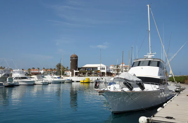 Marina em Calete de Fuste, Fuerteventura Espanha — Fotografia de Stock