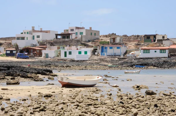 Рыбацкая деревня на Канарском острове Фуэртевентура, Испания — стоковое фото