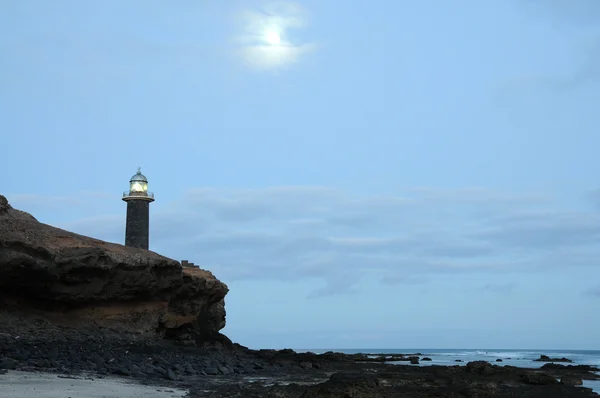Faro Punta de Jandia por la noche. Fuerteventura, España — Foto de Stock