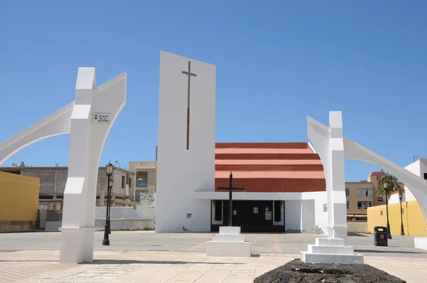 教会在西班牙岛、 富埃特文图拉科拉莱霍金丝雀 — 图库照片