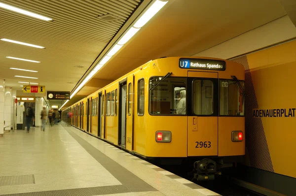 Estação de metro em Berlim — Fotografia de Stock
