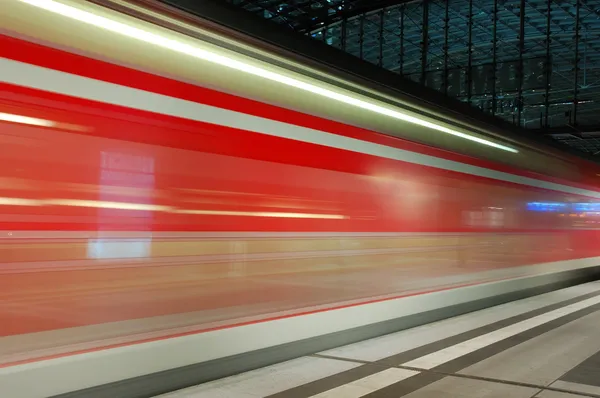 Train arriving in the Station — Stock Photo, Image