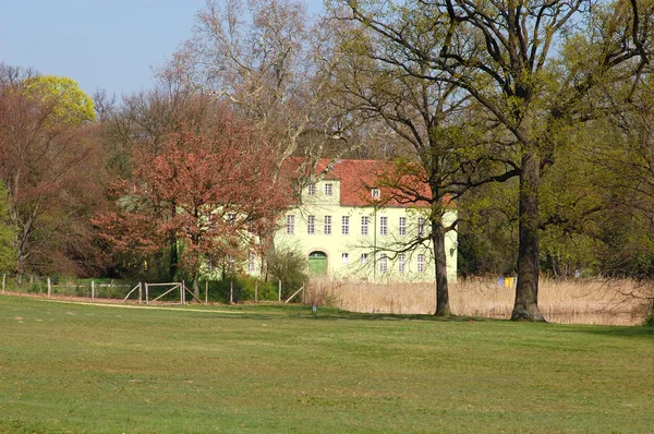 Сельский дом недалеко от Потсдама, Германия — стоковое фото