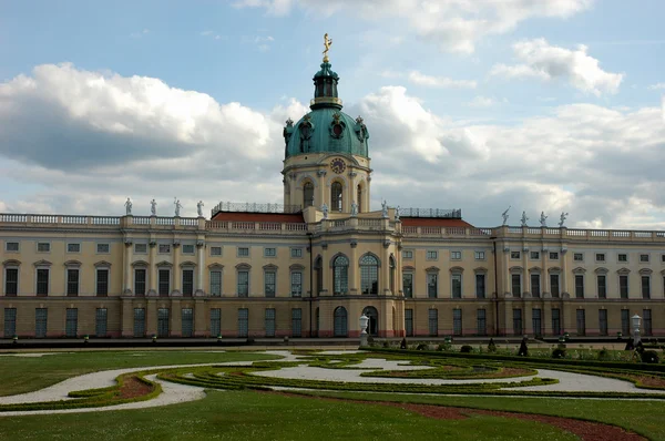 Palác Charlottenburg v Berlíně, Německo — Stock fotografie