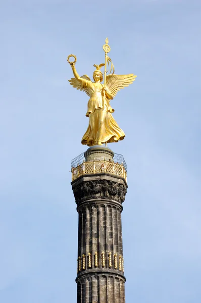 Statua Victoria na kolumna zwycięstwa w Berlinie — Zdjęcie stockowe