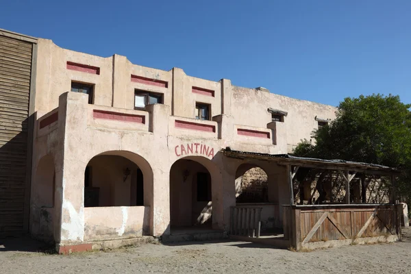 Cantina em uma aldeia mexicana abandonada — Fotografia de Stock