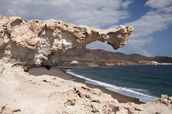 岩石在 cabo de gata，西班牙阿尔梅里亚 — 图库照片