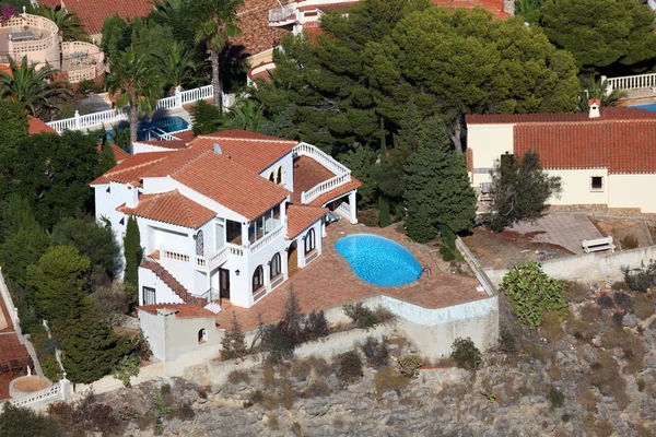 Veduta aerea di una villa vacanza in Spagna — Foto Stock