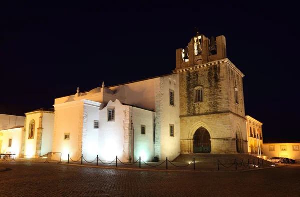 Faro, Portekiz eski şehir antik katedral se — Stok fotoğraf