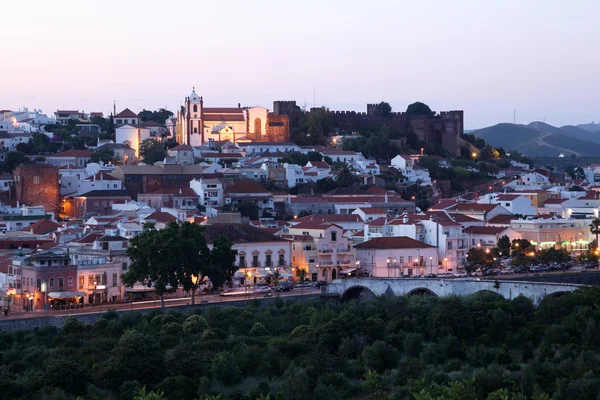Town Silves with castle at dusk, Algarve Portugal — Stock Photo, Image