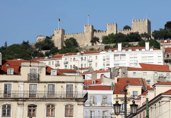 Замок Сан-Хорхе с видом на Лиссабон, Португалия — стоковое фото