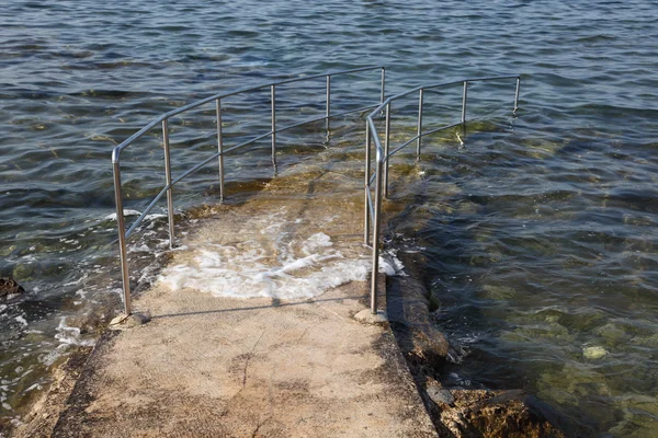 Pier ending in the water, Adriatic Sea in Croatia — Stock Photo, Image