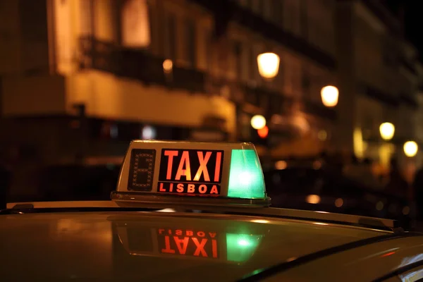 Lissabon-taxi — Stockfoto