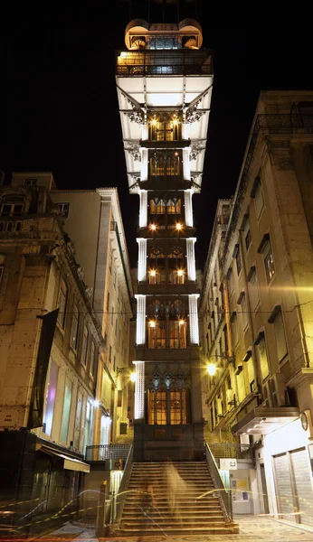 Διάσημο ιστορικό ασανσέρ της santa justa στη Λισαβόνα, Πορτογαλία — Φωτογραφία Αρχείου