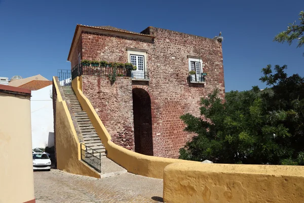 Αρχαία σπίτι στην παλιά πόλη του silves, Πορτογαλία — Φωτογραφία Αρχείου