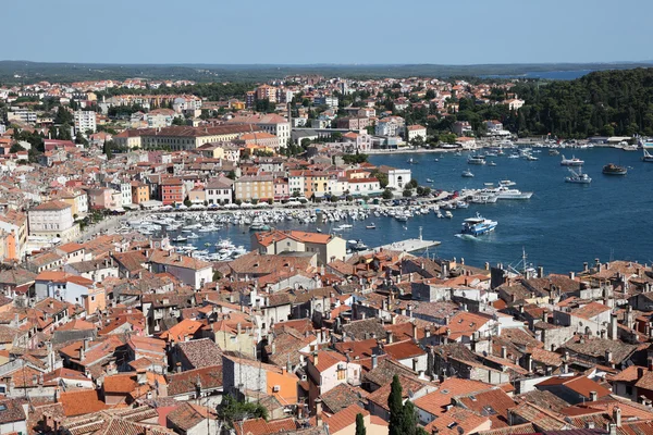 ロヴィニ、クロアチアの旧市街の上からの眺め — ストック写真